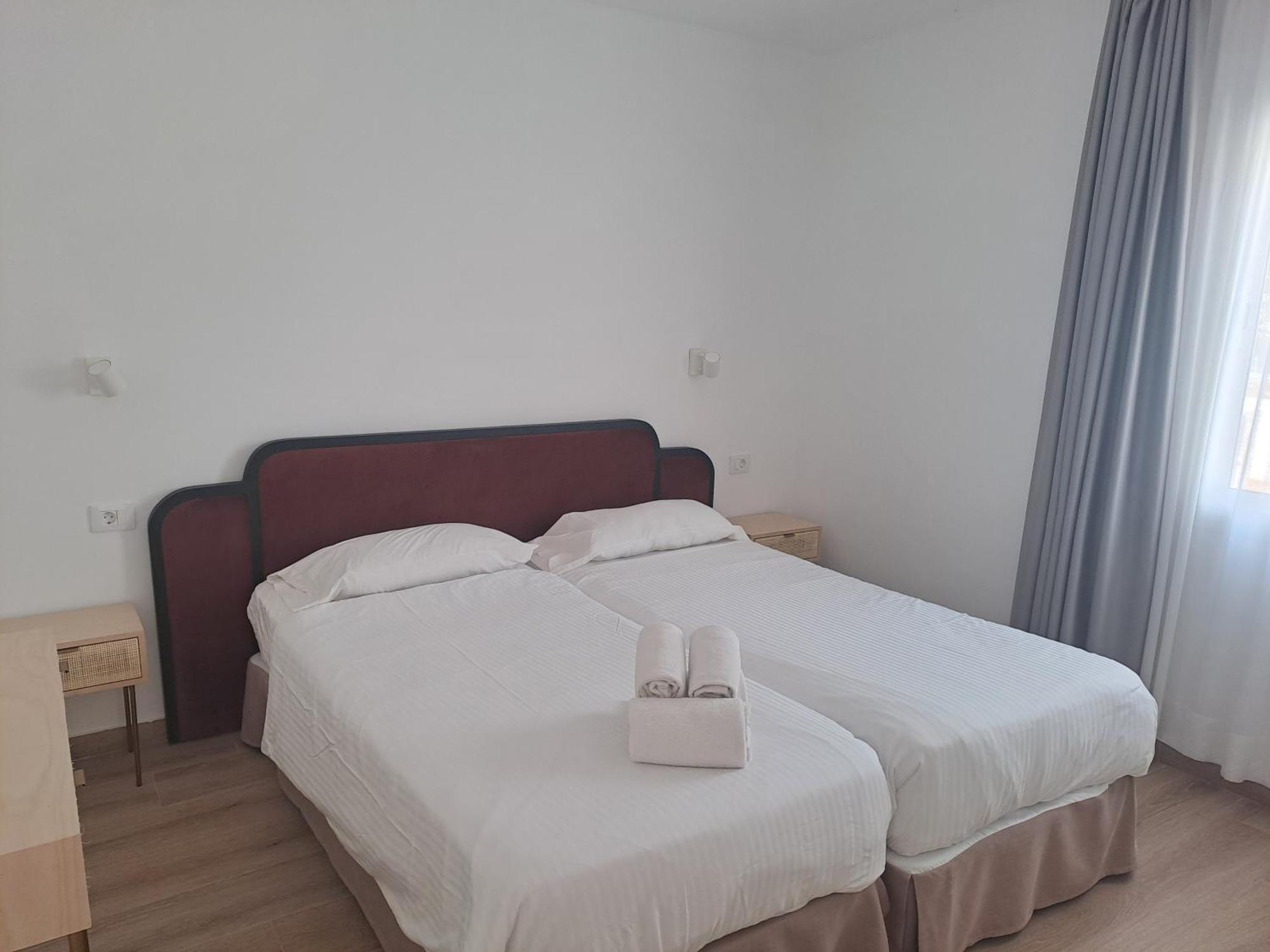 Homeforguest Apartamento Con Terraza Y Piscina En Corralejo Buitenkant foto