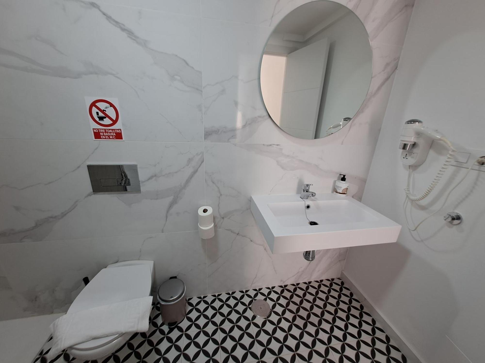 Homeforguest Apartamento Con Terraza Y Piscina En Corralejo Buitenkant foto