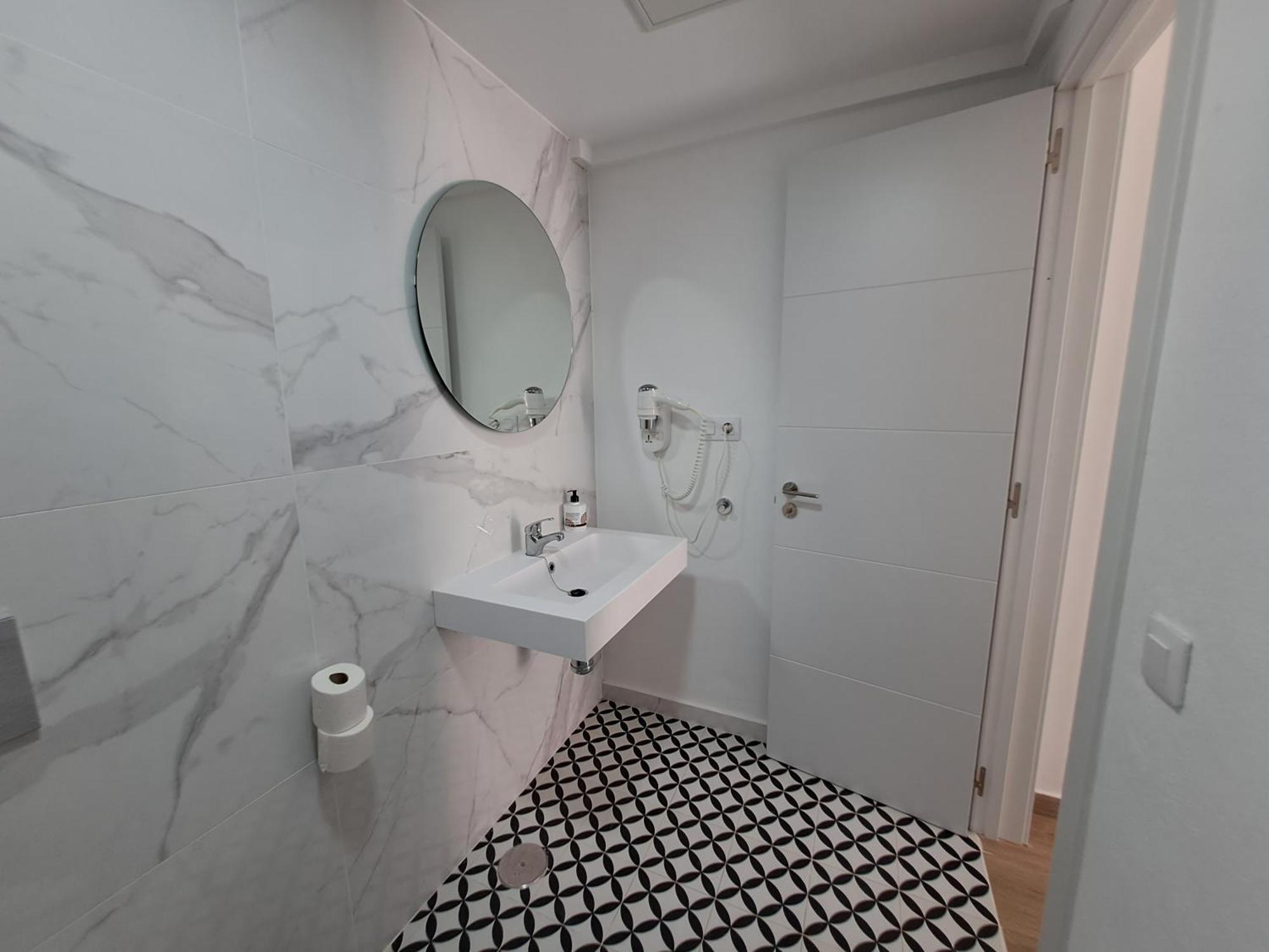 Homeforguest Apartamento Con Terraza Y Piscina En Corralejo Buitenkant foto